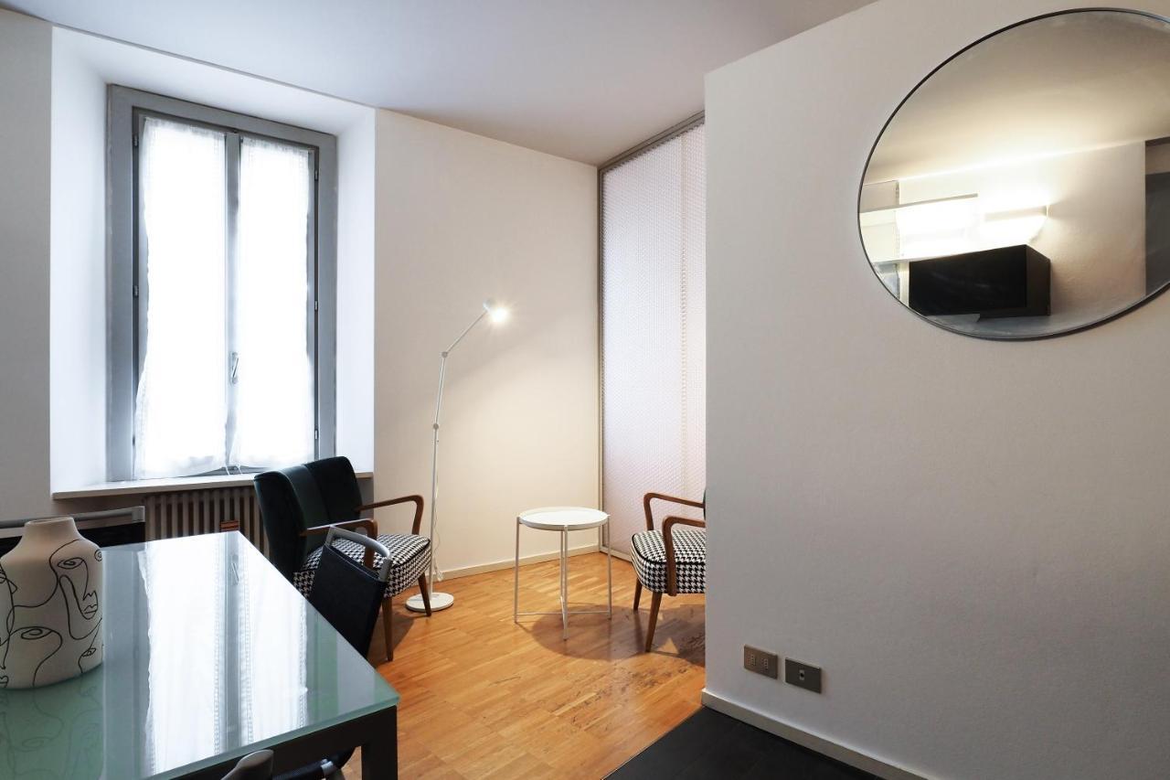 Mila Apartments Alessi Milan Luaran gambar