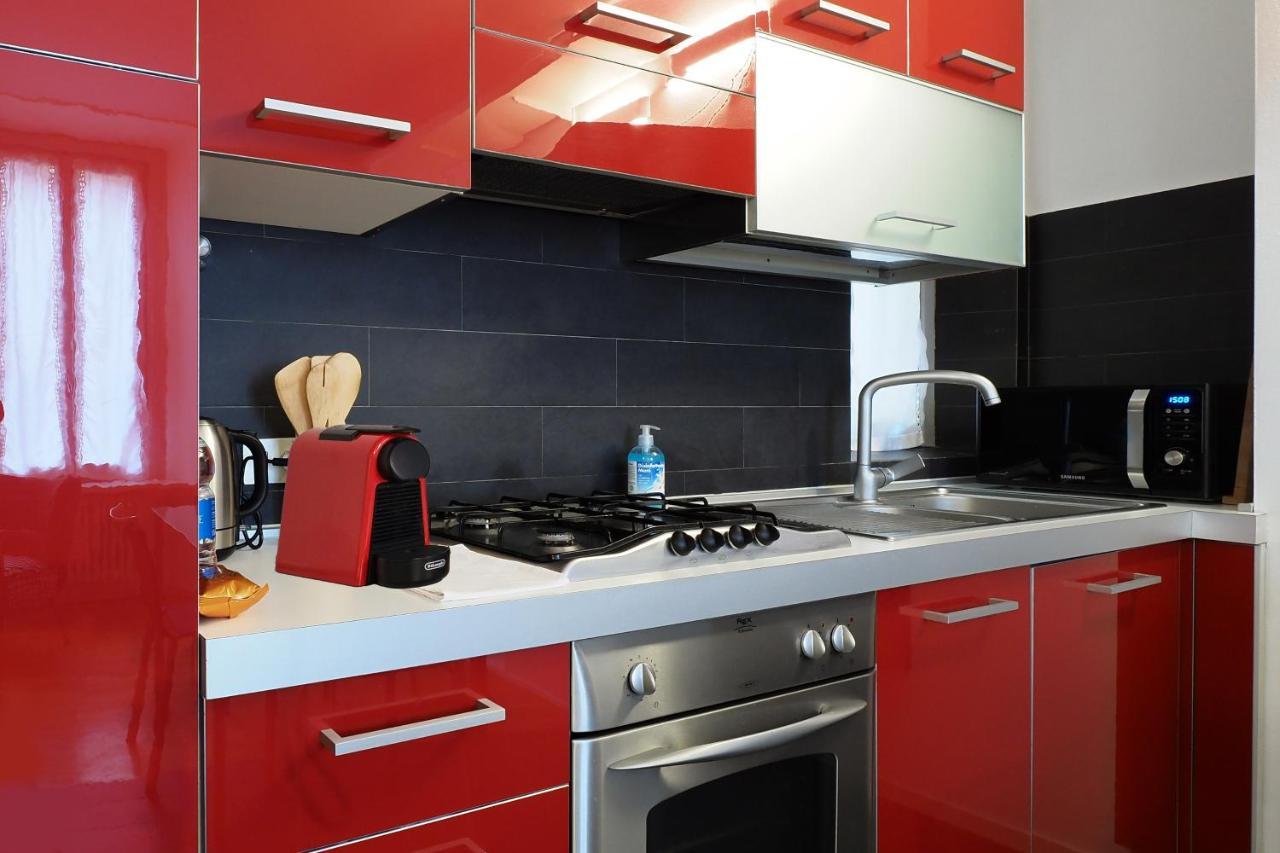 Mila Apartments Alessi Milan Luaran gambar