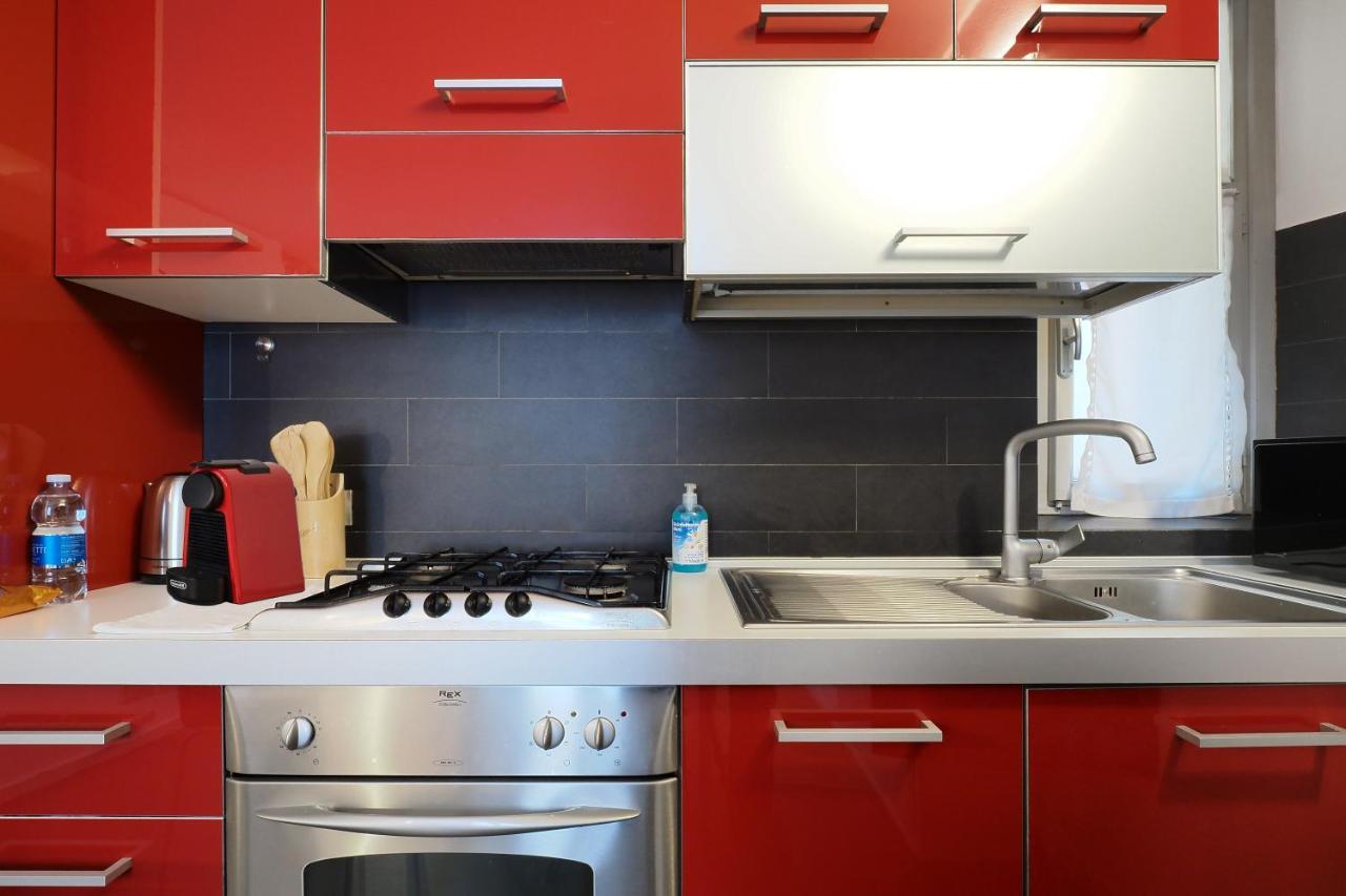 Mila Apartments Alessi Milan Luaran gambar