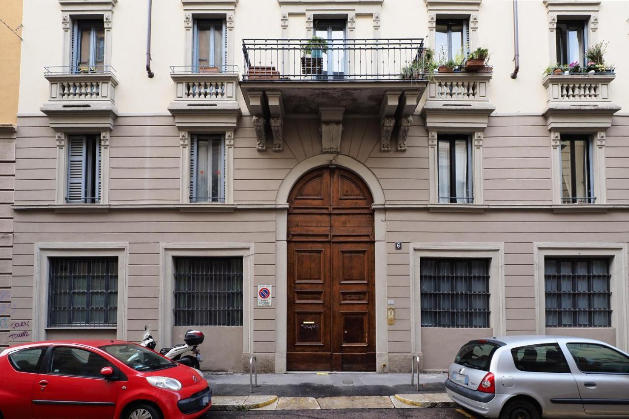 Mila Apartments Alessi Milan Luaran gambar