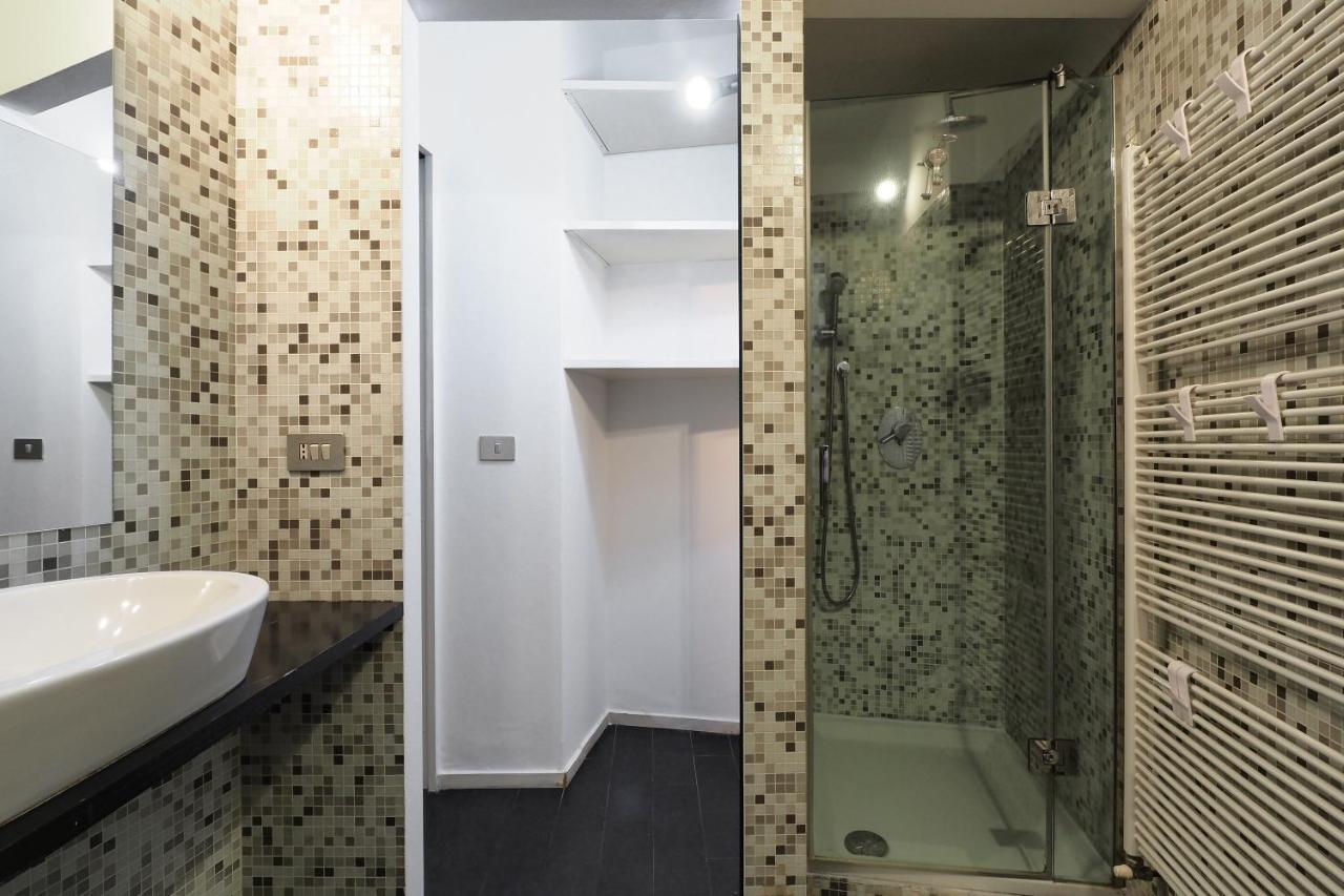 Mila Apartments Alessi Milan Luaran gambar