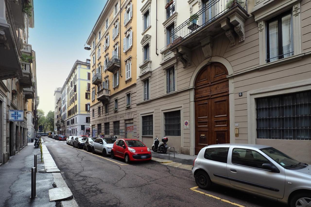 Mila Apartments Alessi Milan Luaran gambar